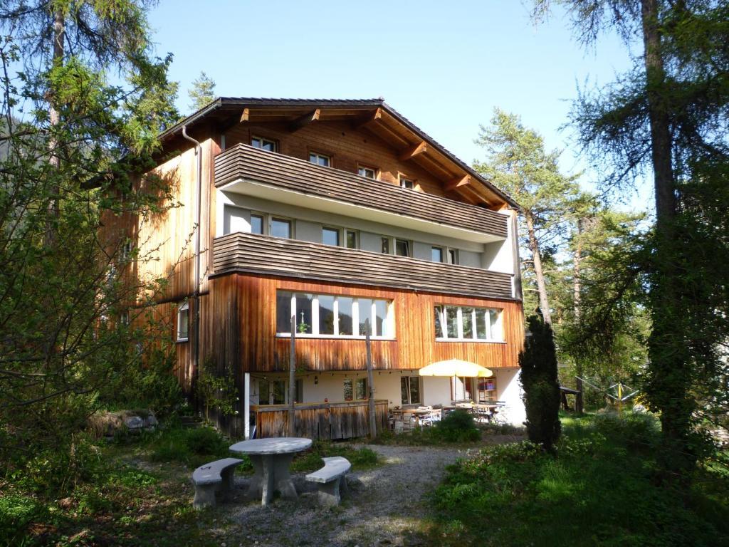 Pension Casa Selva Trin Экстерьер фото